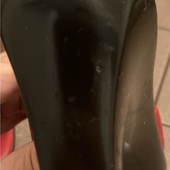 Tommy HilFiger Red Shoes - Picture 8 of 8